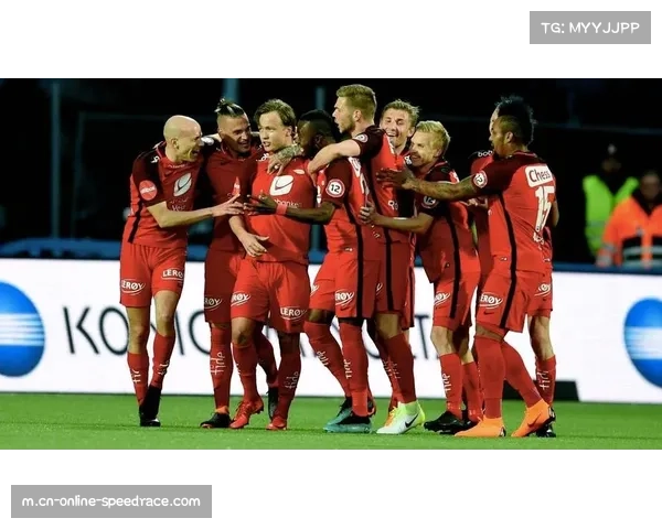 诺丁汉森林1-2富勒姆,森林防线长传73次难阻失利 诺丁汉森林1-2富勒姆,森林防线长传73次难阻失利